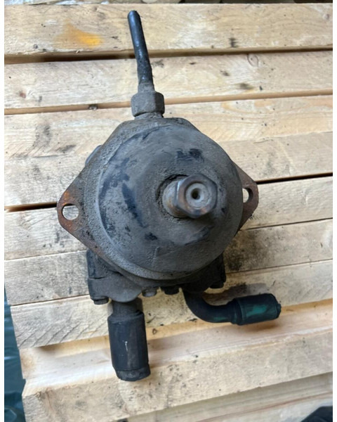 Volvo B12 - 유압 모터 : 사진 1 Volvo B12 - 유압 모터 : 사진 1