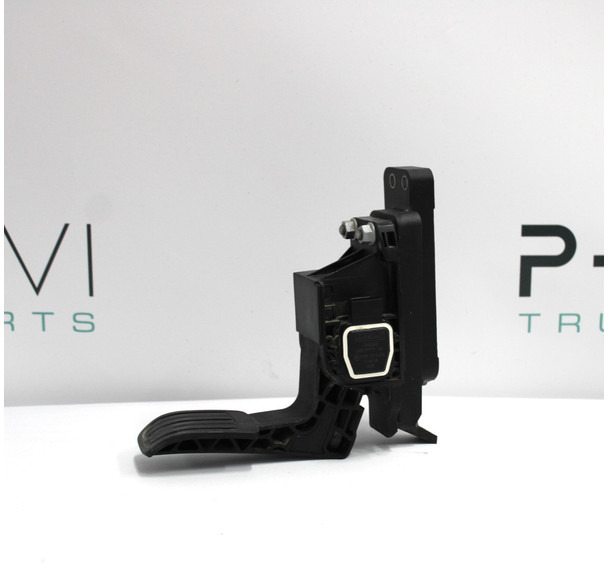 DAF XF106 Gaspedaal 1860240 - 전기 설비 트럭 용 : 사진 1 DAF XF106 Gaspedaal 1860240 - 전기 설비 트럭 용 : 사진 1