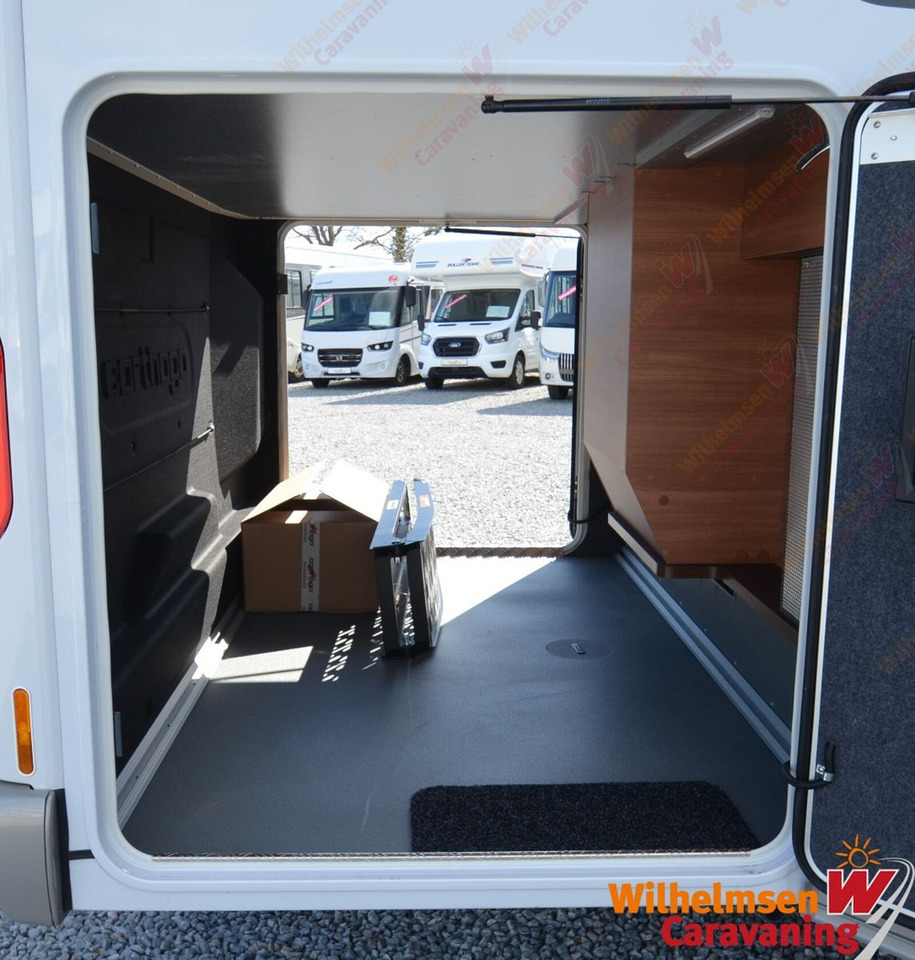Carthago chic c-line T 4.9 LE MJ 2025*Skyview*TV*Navi* - 세미 통합 모터홈 : 사진 4 Carthago chic c-line T 4.9 LE MJ 2025*Skyview*TV*Navi* - 세미 통합 모터홈 : 사진 4