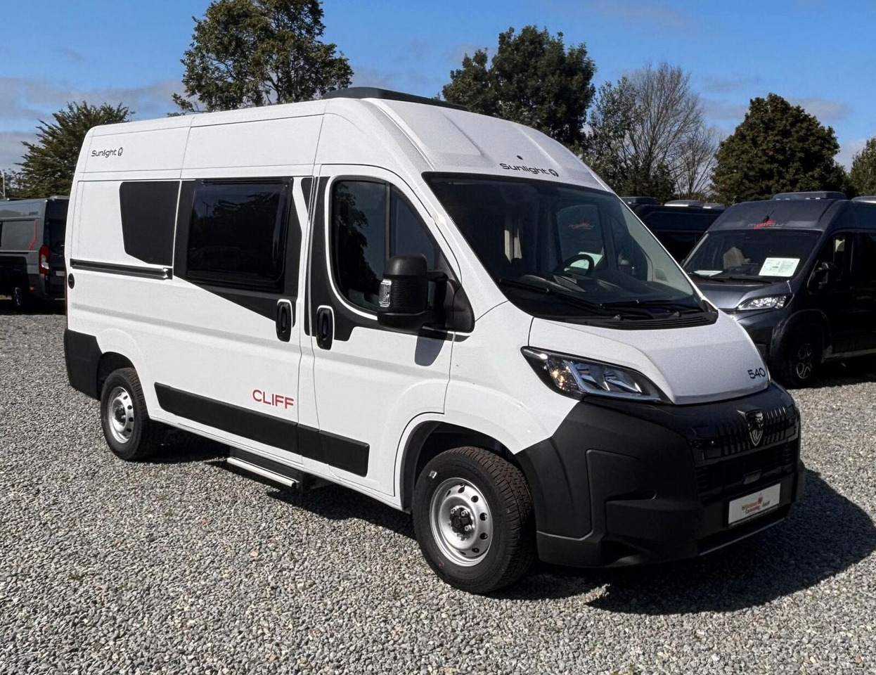 Sunlight Cliff 540 MJ26*Peugeot* - 캠핑 밴 : 사진 1 Sunlight Cliff 540 MJ26*Peugeot* - 캠핑 밴 : 사진 1
