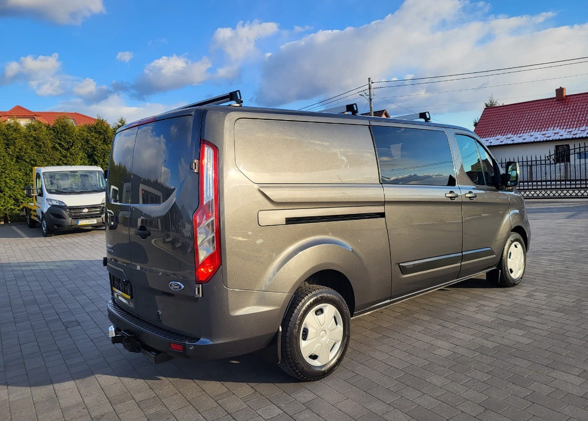 Ford Custom Long 5- osobowy Doka Bogato Doposażony - 콤비 밴 : 사진 4 Ford Custom Long 5- osobowy Doka Bogato Doposażony - 콤비 밴 : 사진 4