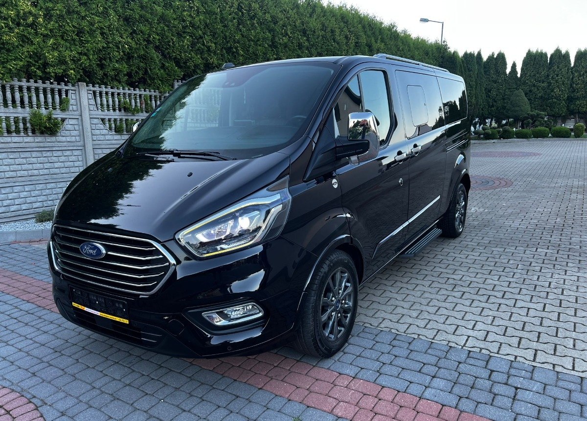 Ford Tourneo Custom Turneo Tytanium X specjalistyczny dla Inwalidów - 소형 버스, 승합차 : 사진 4 Ford Tourneo Custom Turneo Tytanium X specjalistyczny dla Inwalidów - 소형 버스, 승합차 : 사진 4