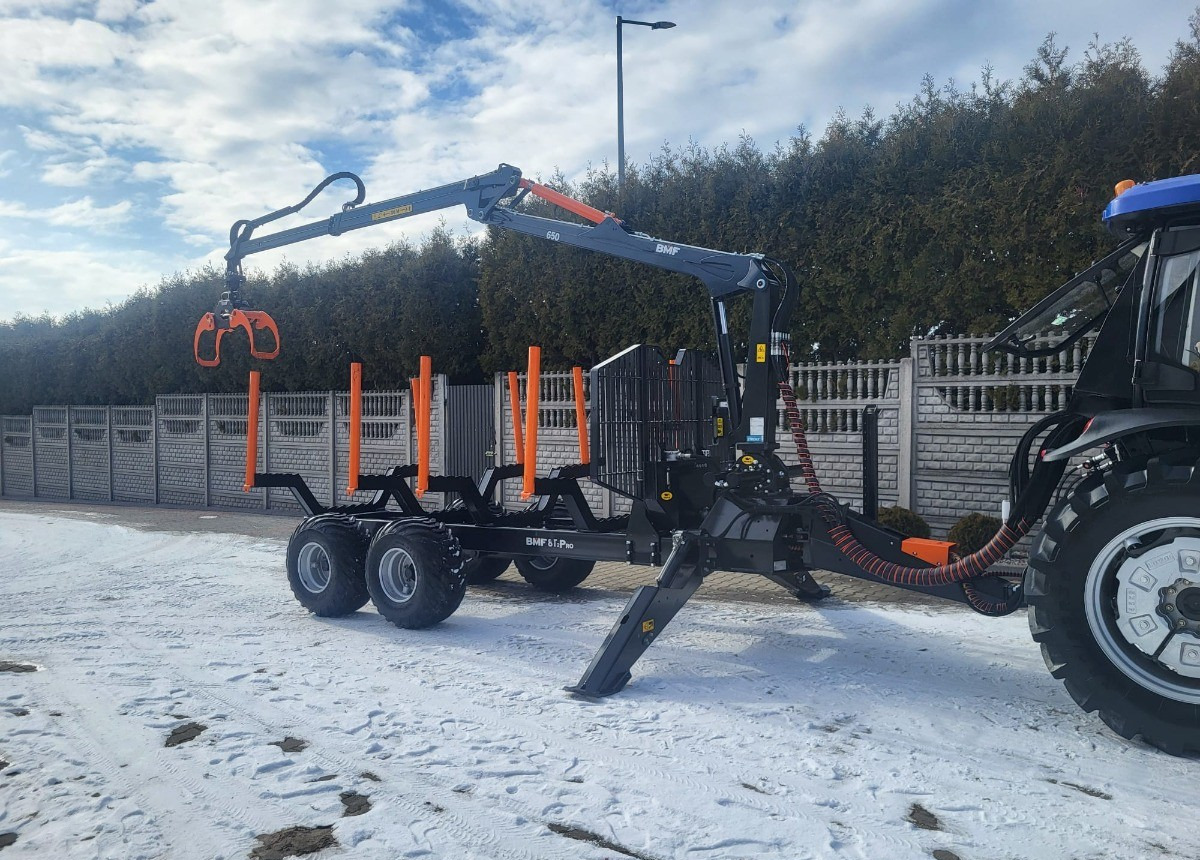 신규 장궤형 트랙터 LOVOL M754 + Przyczepa BMF 8T2Pro : 사진 7