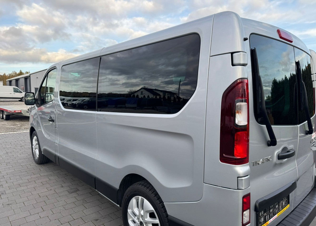 Renault Trafic 2.0 150 ps. Bezwypadkowy Salonowy Serwisowany - 소형 버스, 승합차 : 사진 5 Renault Trafic 2.0 150 ps. Bezwypadkowy Salonowy Serwisowany - 소형 버스, 승합차 : 사진 5