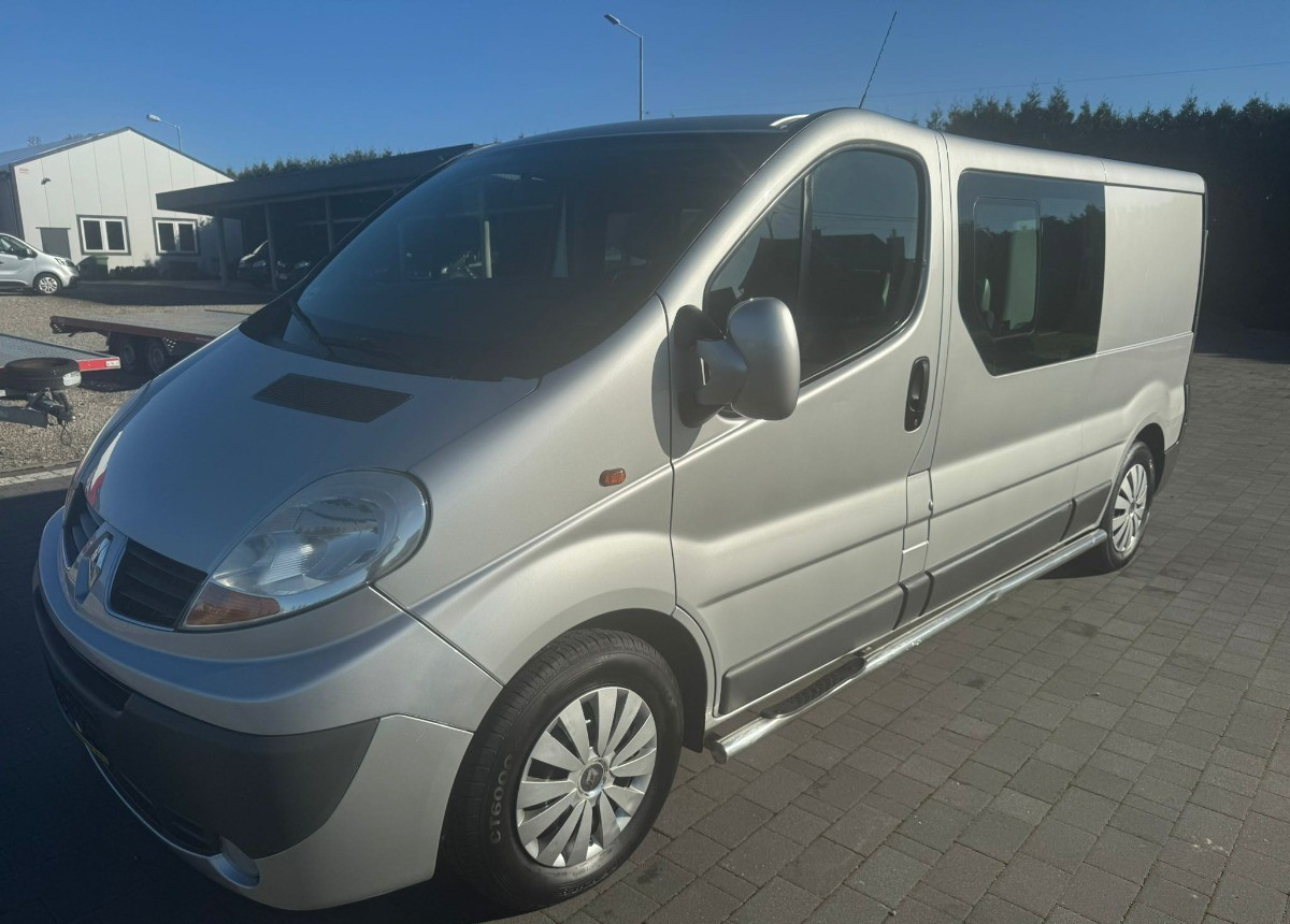 Renault Trafic 2.5 150ps 5- osobowy Doka Stan B. Dobry - 기타 기계 : 사진 5 Renault Trafic 2.5 150ps 5- osobowy Doka Stan B. Dobry - 기타 기계 : 사진 5