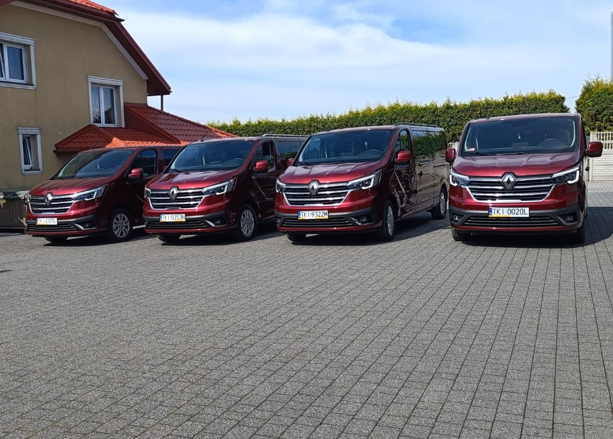 Renault Trafic Ogłoszenie dotyczy wynajmu Auta 9-osobowego - 소형 버스, 승합차 : 사진 1 Renault Trafic Ogłoszenie dotyczy wynajmu Auta 9-osobowego - 소형 버스, 승합차 : 사진 1