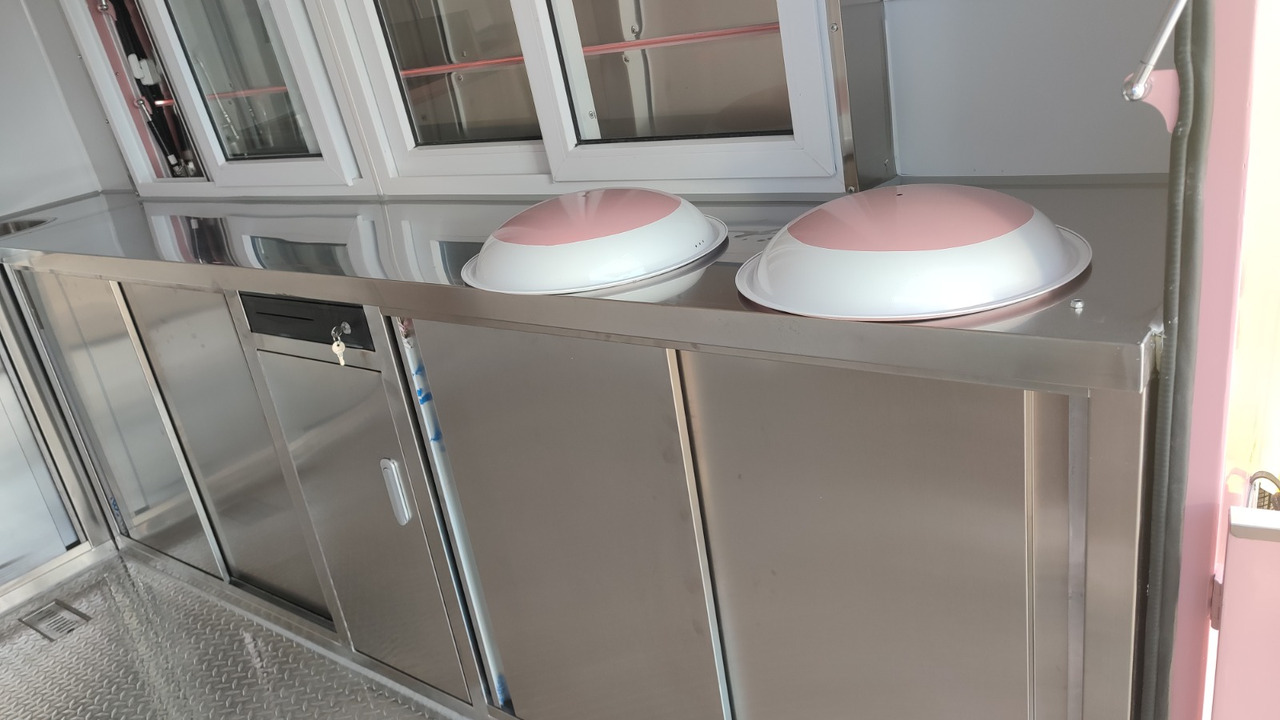 Deli Star Trailer Retro Frenchie HR 5020 Electric - EU standards - 자판기 트레일러 : 사진 4 Deli Star Trailer Retro Frenchie HR 5020 Electric - EU standards - 자판기 트레일러 : 사진 4