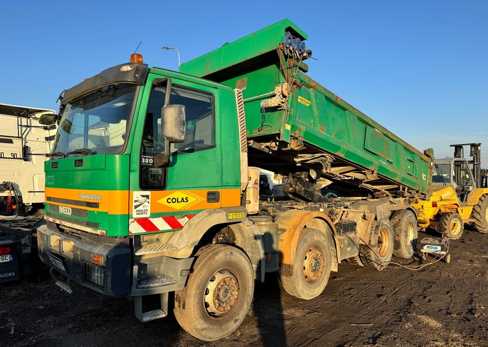 Iveco EuroTrakker - 덤프트럭 : 사진 1 Iveco EuroTrakker - 덤프트럭 : 사진 1