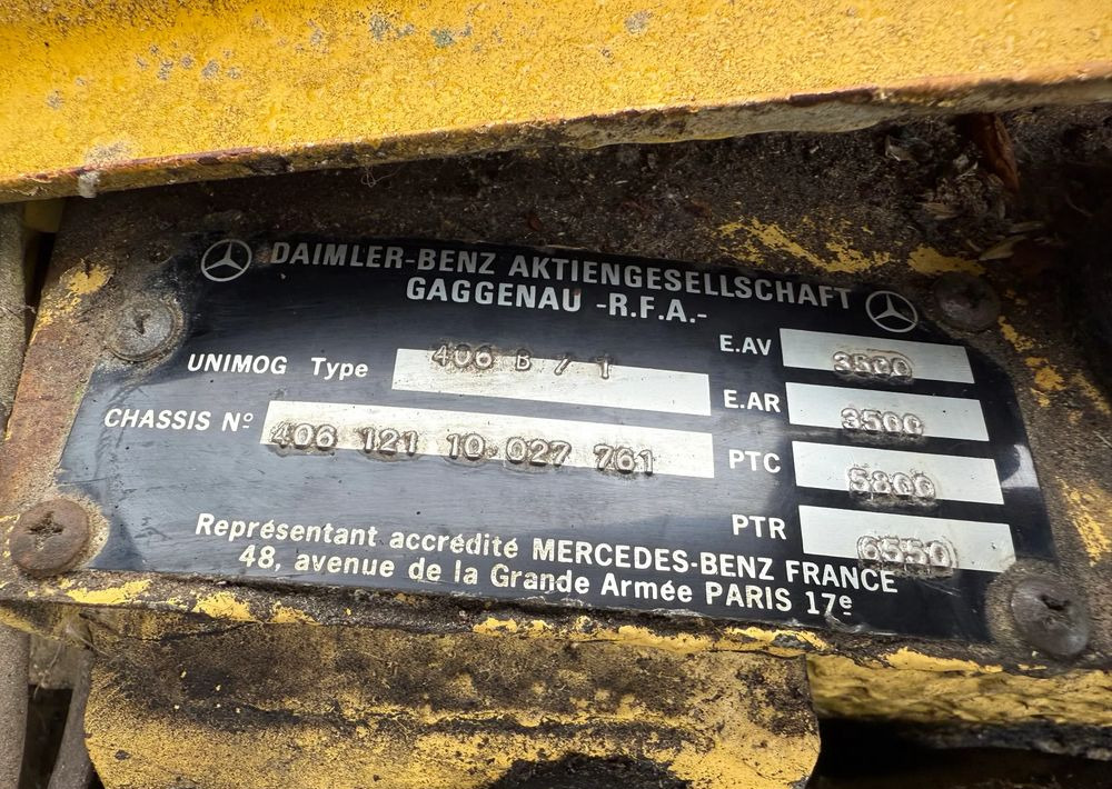 드롭사이드/ 플랫베드 트럭 Mercedes-Benz UNIMOG 406B : 사진 7