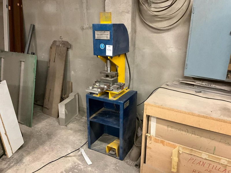 Tronzadoras P-4000 - 산업용 장비 : 사진 1 Tronzadoras P-4000 - 산업용 장비 : 사진 1