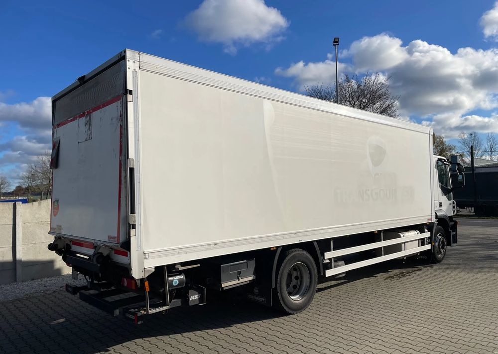 Iveco Stralis EEV 18.310 EURO 5, Chłodnia, PRZEBIEG 262 TYŚ KM!! - 냉동탑차 : 사진 4 Iveco Stralis EEV 18.310 EURO 5, Chłodnia, PRZEBIEG 262 TYŚ KM!! - 냉동탑차 : 사진 4