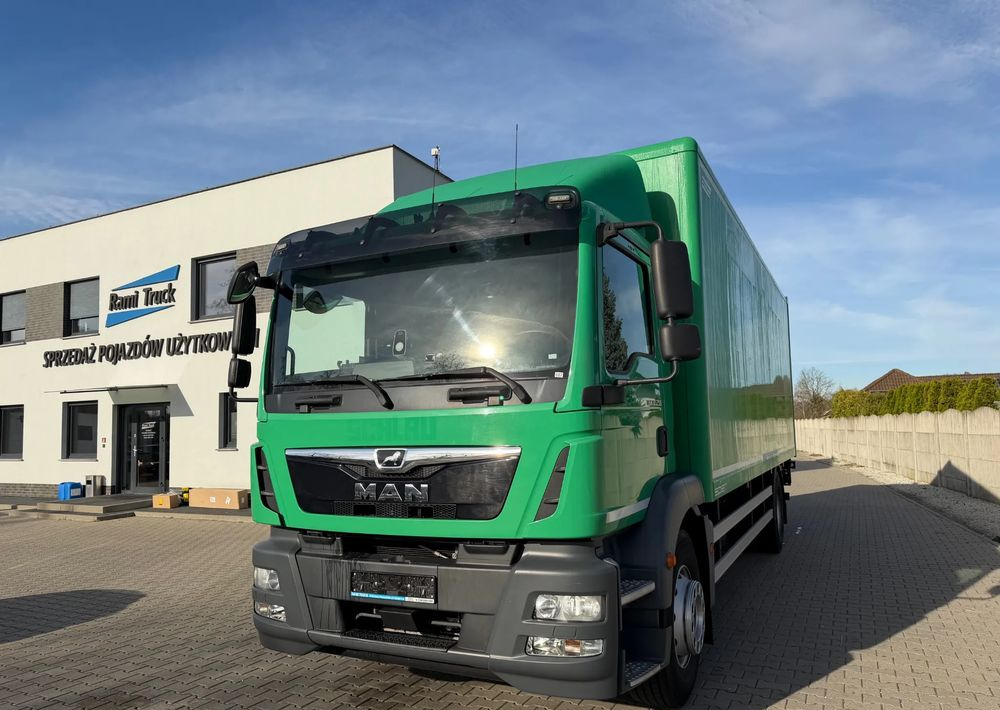 MAN TGM 18.250 Ładownośc 9800 kg - 박스 트럭 : 사진 1 MAN TGM 18.250 Ładownośc 9800 kg - 박스 트럭 : 사진 1