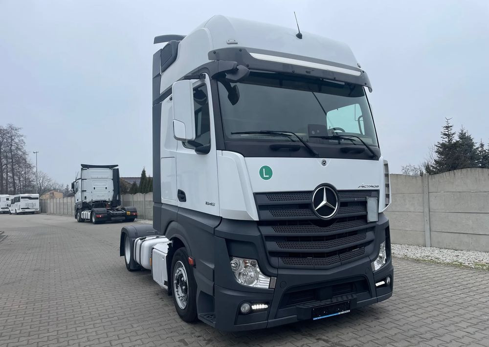 Mercedes-Benz ACTROS 1845, Mega, Gigaspace, Salonka! - 트랙터 유닛 : 사진 2 Mercedes-Benz ACTROS 1845, Mega, Gigaspace, Salonka! - 트랙터 유닛 : 사진 2
