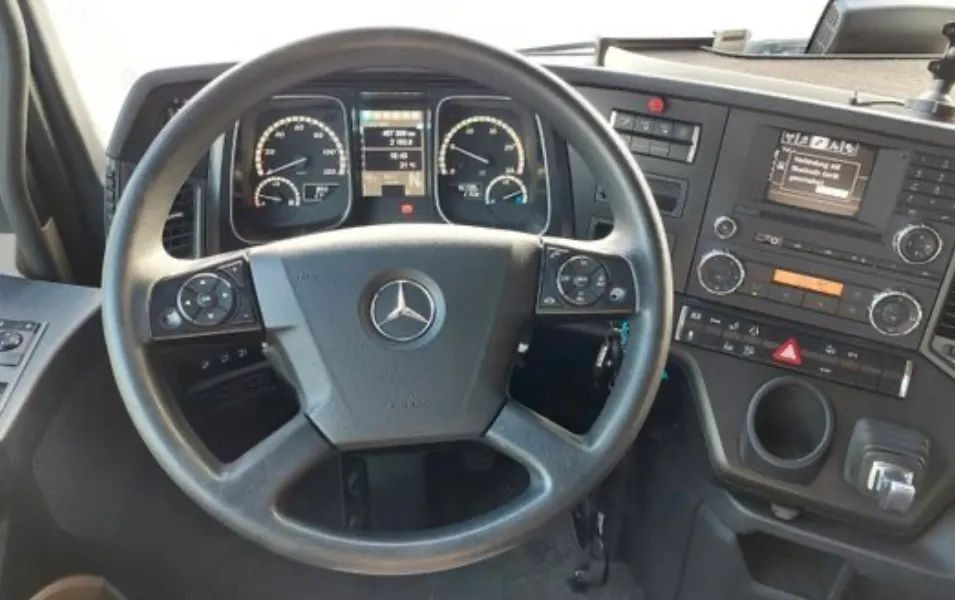 Mercedes-Benz ACTROS 2542 - 박스 트럭 : 사진 4 Mercedes-Benz ACTROS 2542 - 박스 트럭 : 사진 4