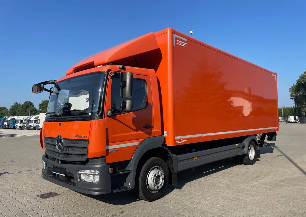Mercedes-Benz ATEGO 1218 - 박스 트럭 : 사진 4 Mercedes-Benz ATEGO 1218 - 박스 트럭 : 사진 4