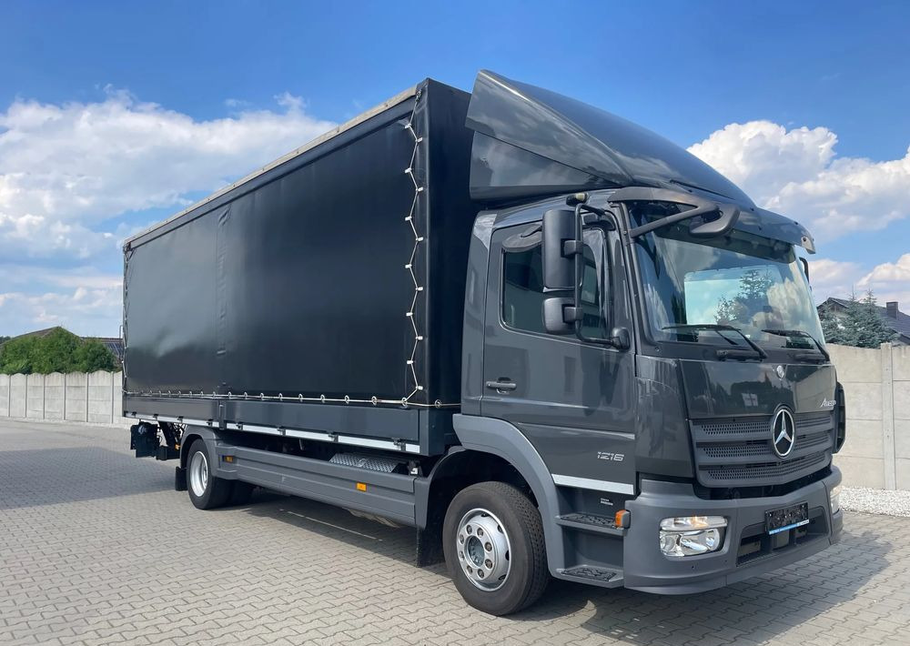 Mercedes-Benz ATEGO 1218 - 커튼사이더 트럭 : 사진 4 Mercedes-Benz ATEGO 1218 - 커튼사이더 트럭 : 사진 4