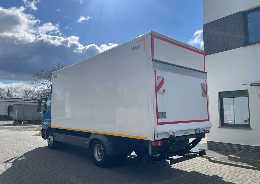 Mercedes-Benz ATEGO 1318, kontener 6,2m, ładowność 7,5 tony! - 박스 트럭 : 사진 3 Mercedes-Benz ATEGO 1318, kontener 6,2m, ładowność 7,5 tony! - 박스 트럭 : 사진 3
