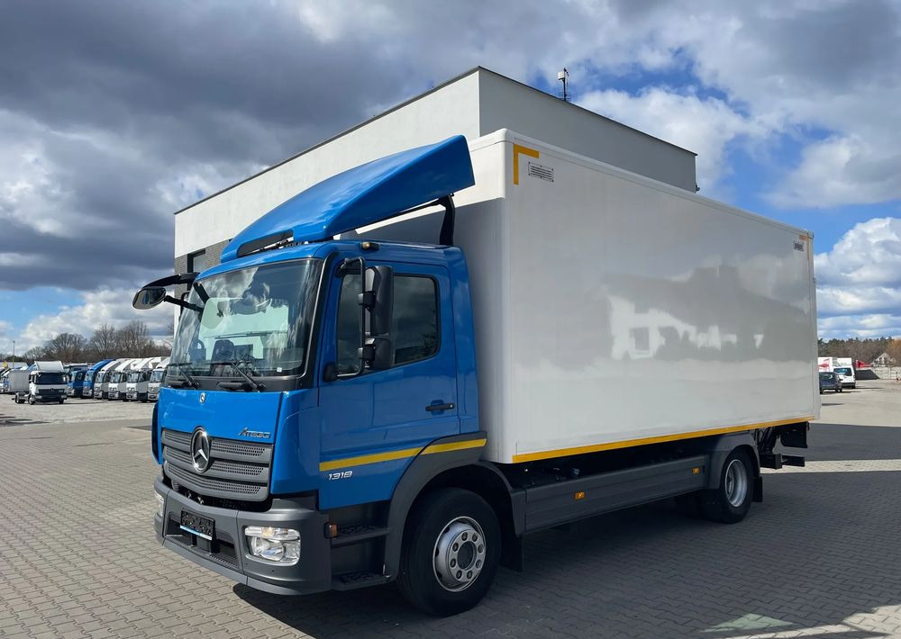Mercedes-Benz ATEGO 1318, kontener 6,2m, ładowność 7,5 tony! - 박스 트럭 : 사진 2 Mercedes-Benz ATEGO 1318, kontener 6,2m, ładowność 7,5 tony! - 박스 트럭 : 사진 2