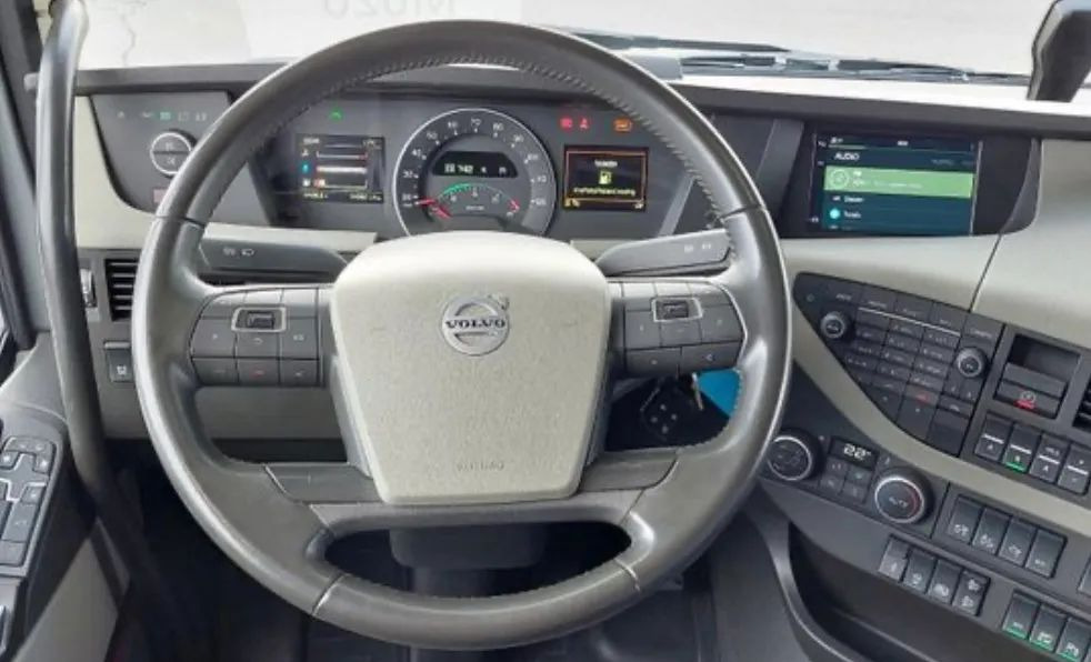 트랙터 유닛 Volvo FH 460 : 사진 10