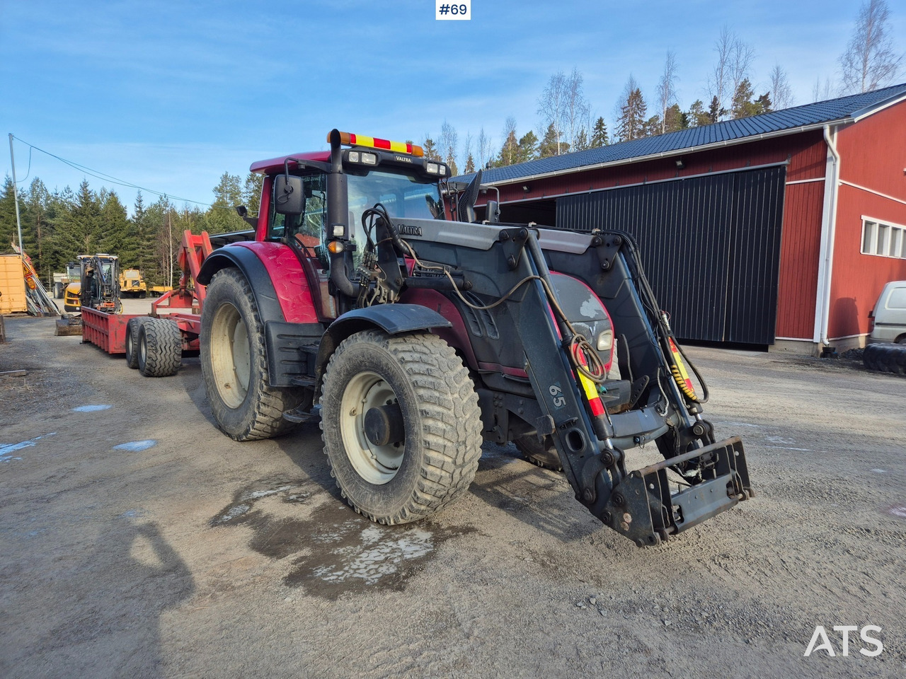 Valtra T182 - 장궤형 트랙터 : 사진 4 Valtra T182 - 장궤형 트랙터 : 사진 4
