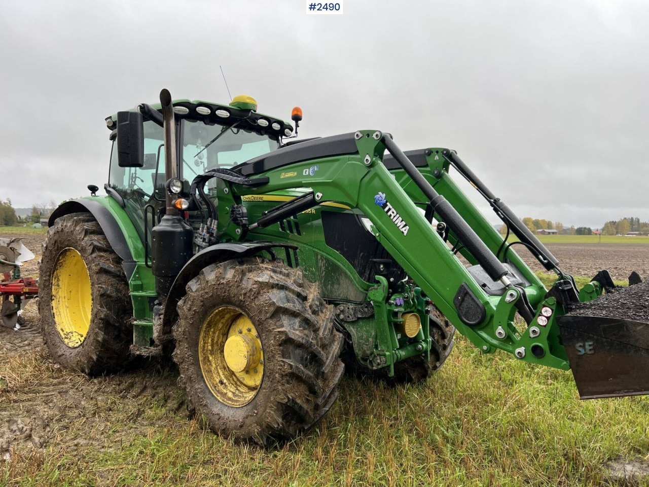 JOHN DEERE 6155R Agricultural tractor - 장궤형 트랙터 : 사진 2 JOHN DEERE 6155R Agricultural tractor - 장궤형 트랙터 : 사진 2