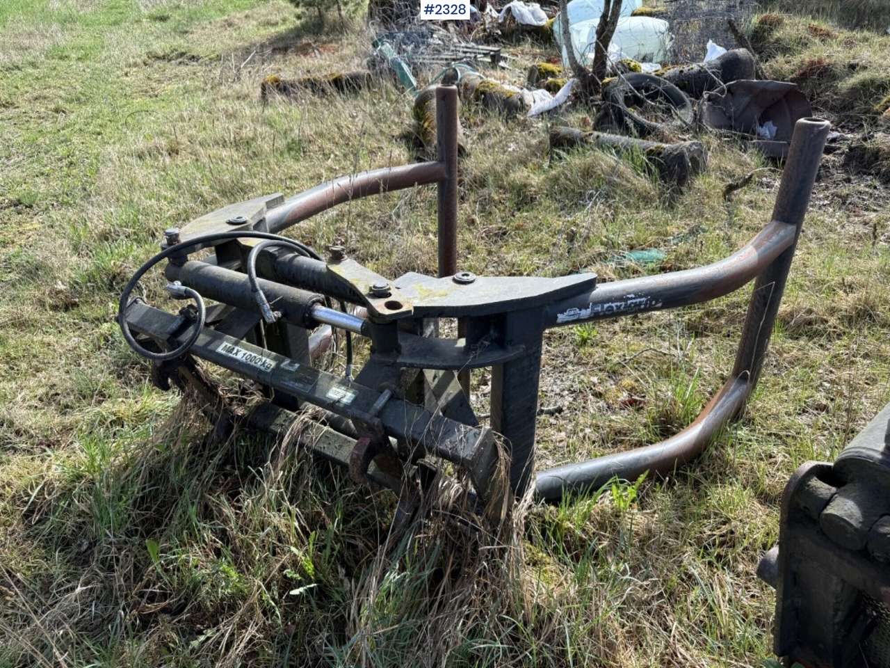 Round bale handler Ålö - 클램프 : 사진 1 Round bale handler Ålö - 클램프 : 사진 1