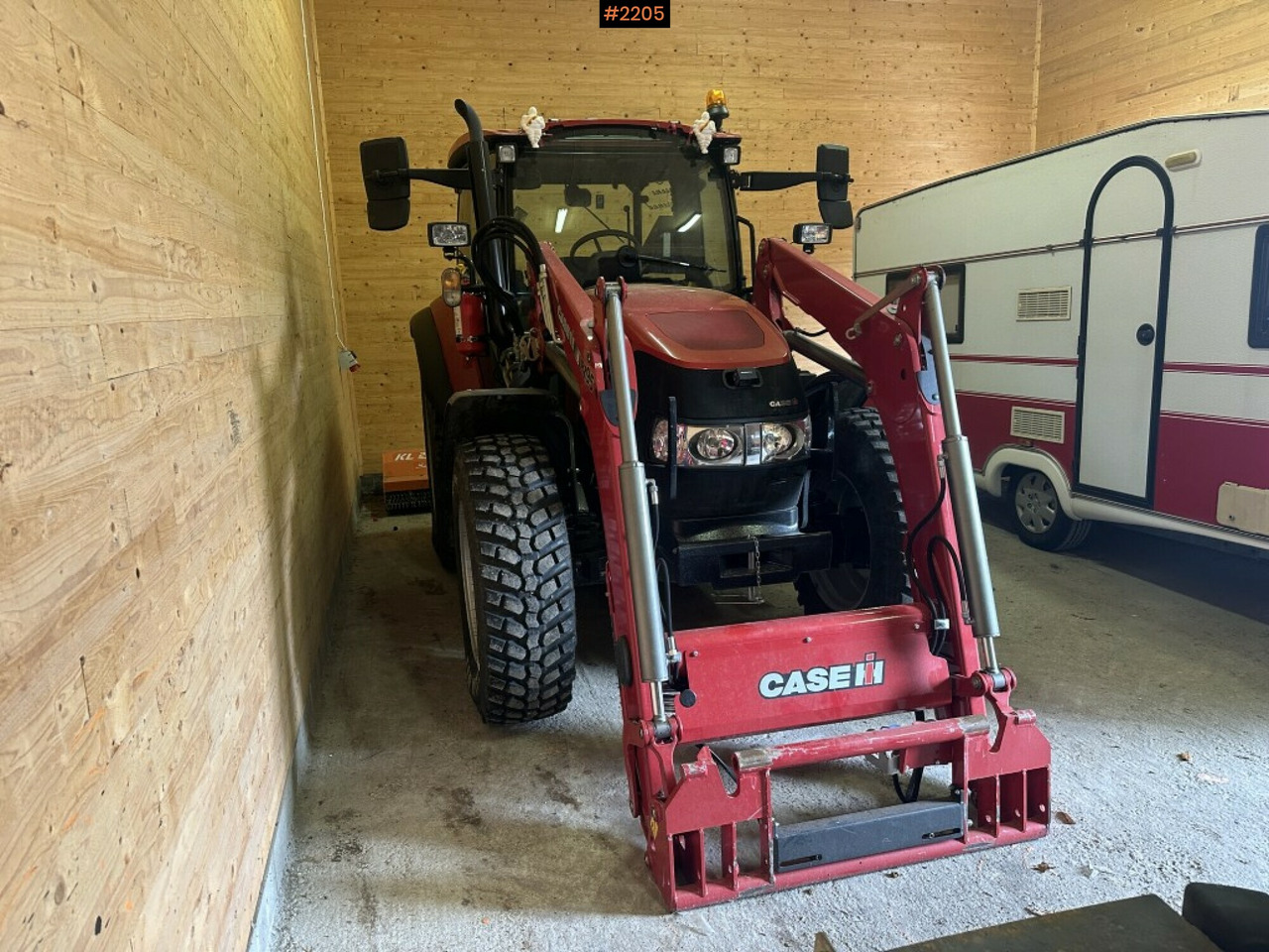 Tractor, Case IH Farmall 85C, Agrimaster KL 250 SW - 장궤형 트랙터 : 사진 4 Tractor, Case IH Farmall 85C, Agrimaster KL 250 SW - 장궤형 트랙터 : 사진 4