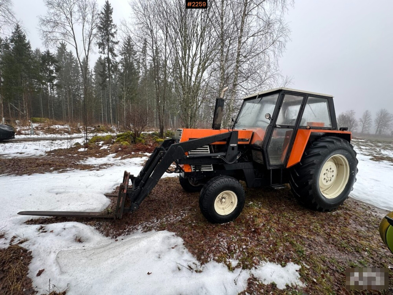 Tractor Ursus C385 Deluxe! with loader and implements - 장궤형 트랙터 : 사진 1 Tractor Ursus C385 Deluxe! with loader and implements - 장궤형 트랙터 : 사진 1