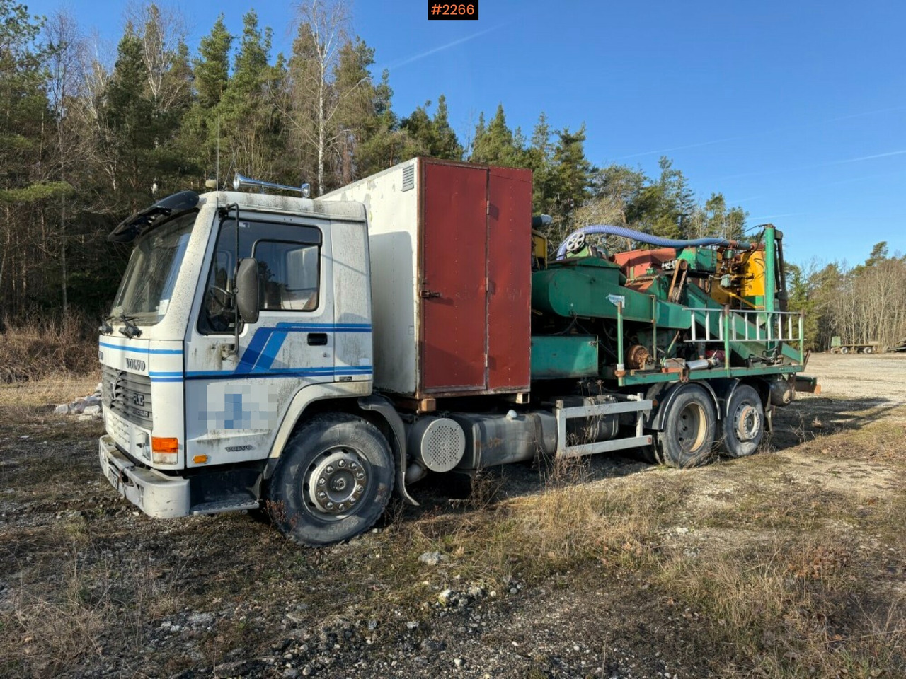 Volvo FL10 6x2 with mobile grain mill - 트럭 : 사진 1 Volvo FL10 6x2 with mobile grain mill - 트럭 : 사진 1