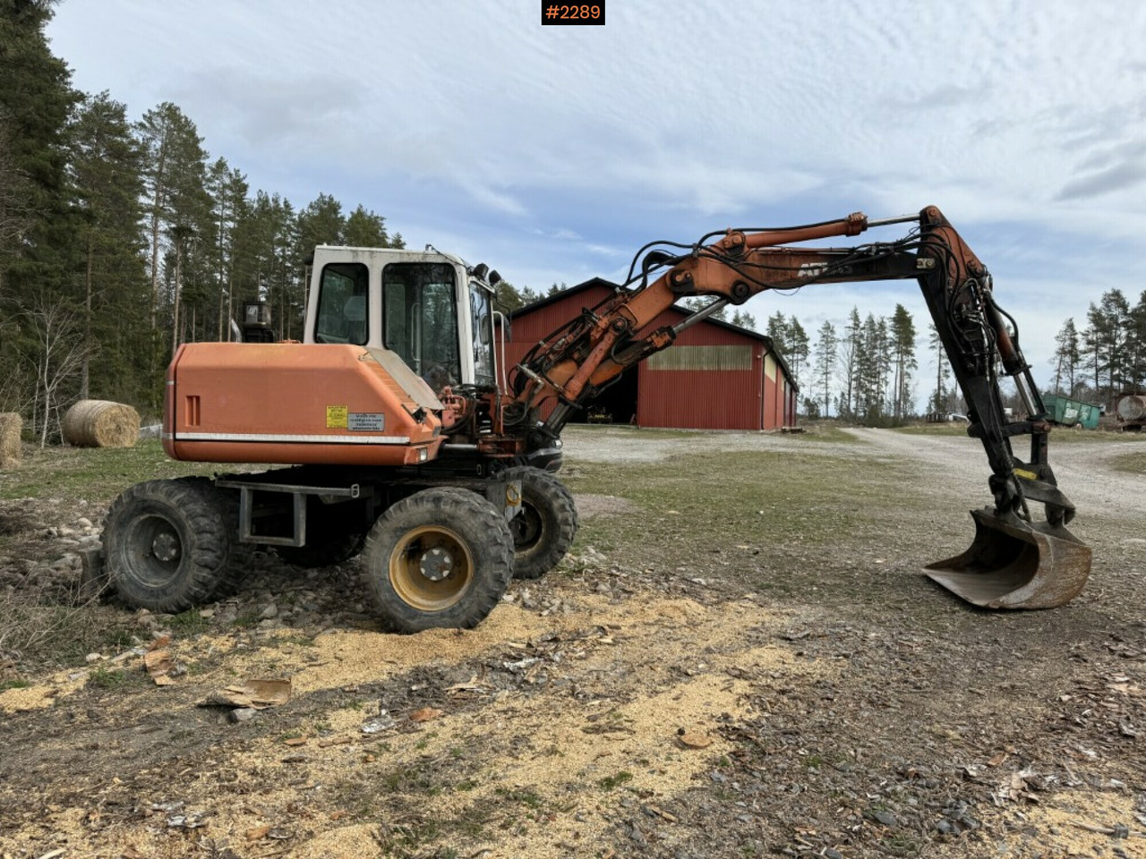 Wheeled excavator Atlas 1004 with attachments - 휠 굴삭기 : 사진 2 Wheeled excavator Atlas 1004 with attachments - 휠 굴삭기 : 사진 2
