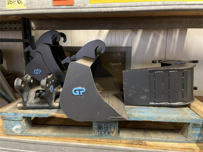 GP equipment Bakkenset CW05 JCB 16C - 굴삭기 버킷 건설기계 용 : 사진 1 GP equipment Bakkenset CW05 JCB 16C - 굴삭기 버킷 건설기계 용 : 사진 1