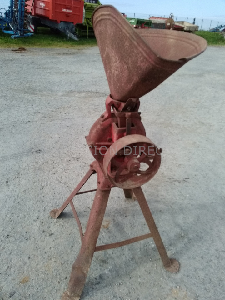 MOULIN A FARINE - 수확 후 장비 : 사진 3 MOULIN A FARINE - 수확 후 장비 : 사진 3