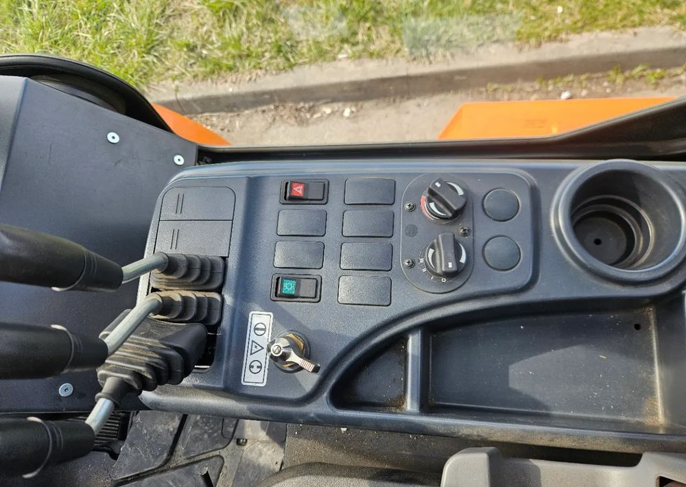 리스  Doosan G60S-7 Doosan G60S-7 : 사진 7 리스  Doosan G60S-7 Doosan G60S-7 : 사진 7