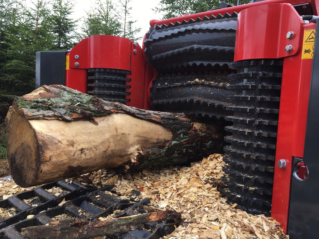 UFKES GREENTEC 962 - 톱밥 제조기 : 사진 5 UFKES GREENTEC 962 - 톱밥 제조기 : 사진 5