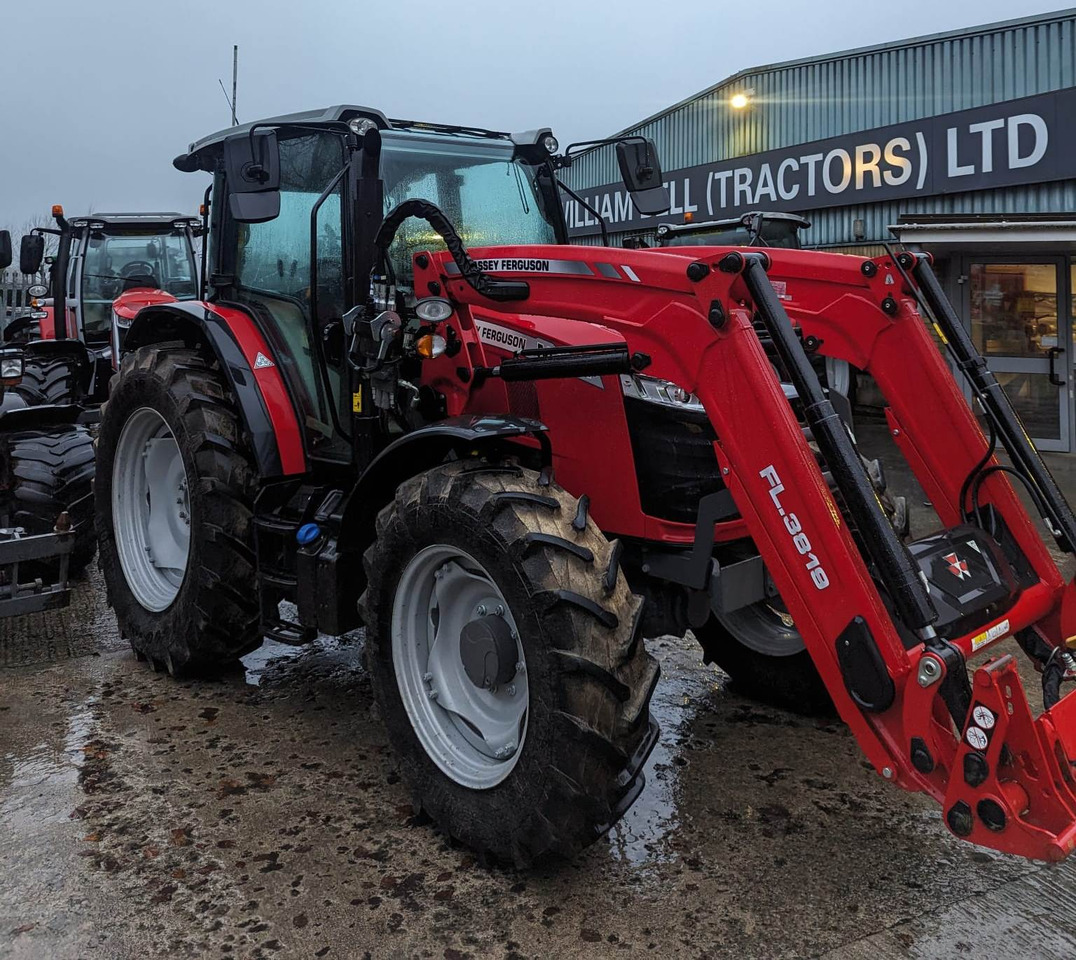 2022 Massey Ferguson 5712M c/w Loader, As New - 장궤형 트랙터 : 사진 1 2022 Massey Ferguson 5712M c/w Loader, As New - 장궤형 트랙터 : 사진 1