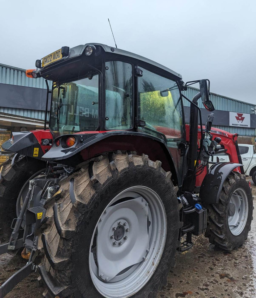 2022 Massey Ferguson 5712M c/w Loader, As New - 장궤형 트랙터 : 사진 3 2022 Massey Ferguson 5712M c/w Loader, As New - 장궤형 트랙터 : 사진 3