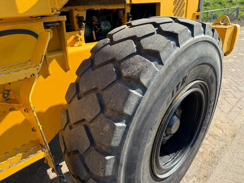 리스 Volvo L70D Volvo L70D : 사진 15