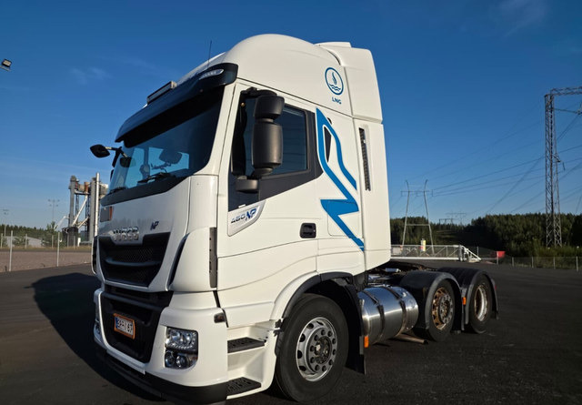 IvecoStralis 460 6x2 LNG/LBG - 트랙터 유닛 : 사진 1 IvecoStralis 460 6x2 LNG/LBG - 트랙터 유닛 : 사진 1