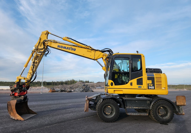 KOMATSU Komatsu PW148-8 Rototilt R6 - 휠 굴삭기 : 사진 2 KOMATSU Komatsu PW148-8 Rototilt R6 - 휠 굴삭기 : 사진 2