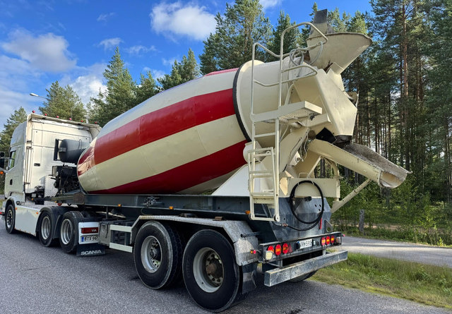 Liebherr12m3 Perävaunu - 콘크리트 믹서 세미 트레일러 : 사진 2 Liebherr12m3 Perävaunu - 콘크리트 믹서 세미 트레일러 : 사진 2