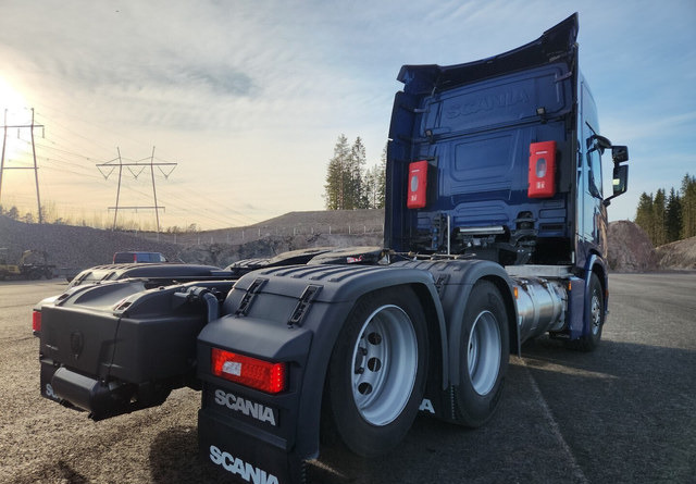 ScaniaR410 LNG / LBG 6x2 - 트랙터 유닛 : 사진 4 ScaniaR410 LNG / LBG 6x2 - 트랙터 유닛 : 사진 4