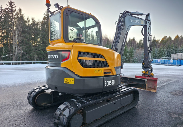 VolvoECR58D + Engcon, Novatron - 크롤러 굴삭기 : 사진 5 VolvoECR58D + Engcon, Novatron - 크롤러 굴삭기 : 사진 5