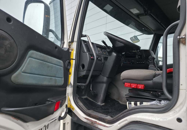 리스 VolvoFM420 6x2 Avolava VolvoFM420 6x2 Avolava : 사진 16 리스 VolvoFM420 6x2 Avolava VolvoFM420 6x2 Avolava : 사진 16