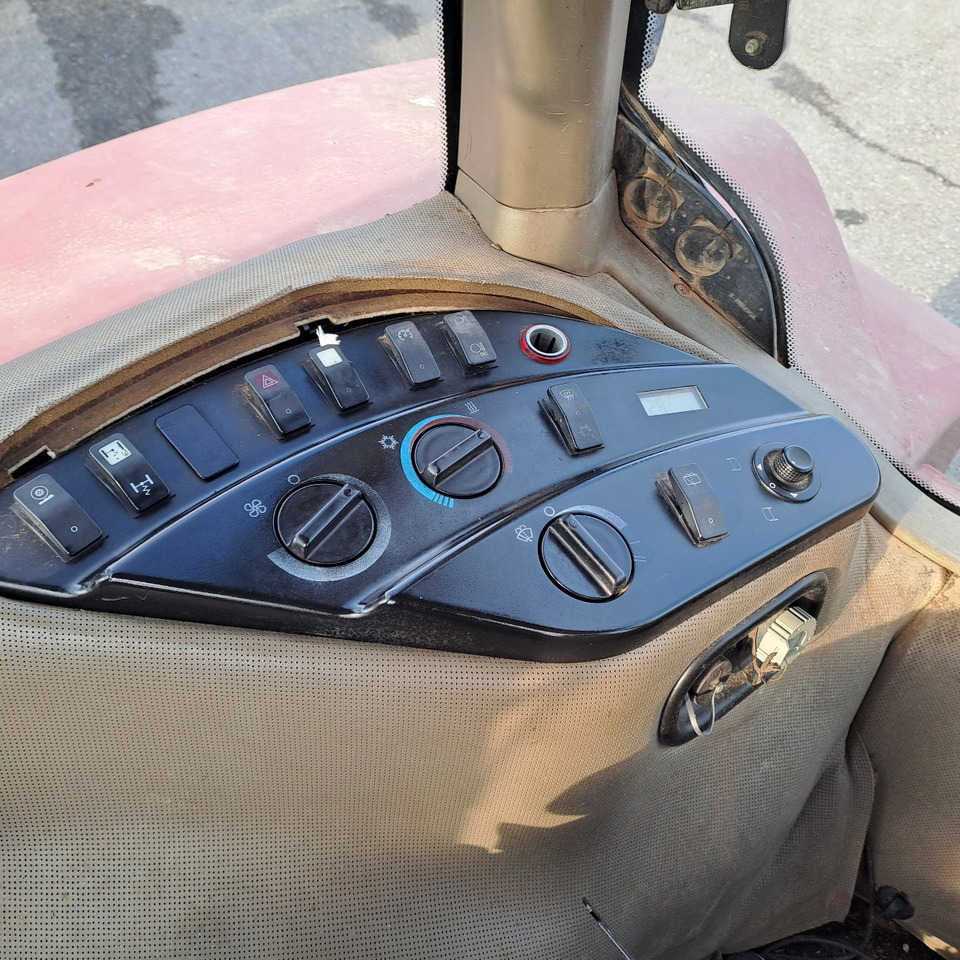 CASE MX 285 MAGNUM - ASTA AGRIBERTOCCHI - 장궤형 트랙터 : 사진 4 CASE MX 285 MAGNUM - ASTA AGRIBERTOCCHI - 장궤형 트랙터 : 사진 4