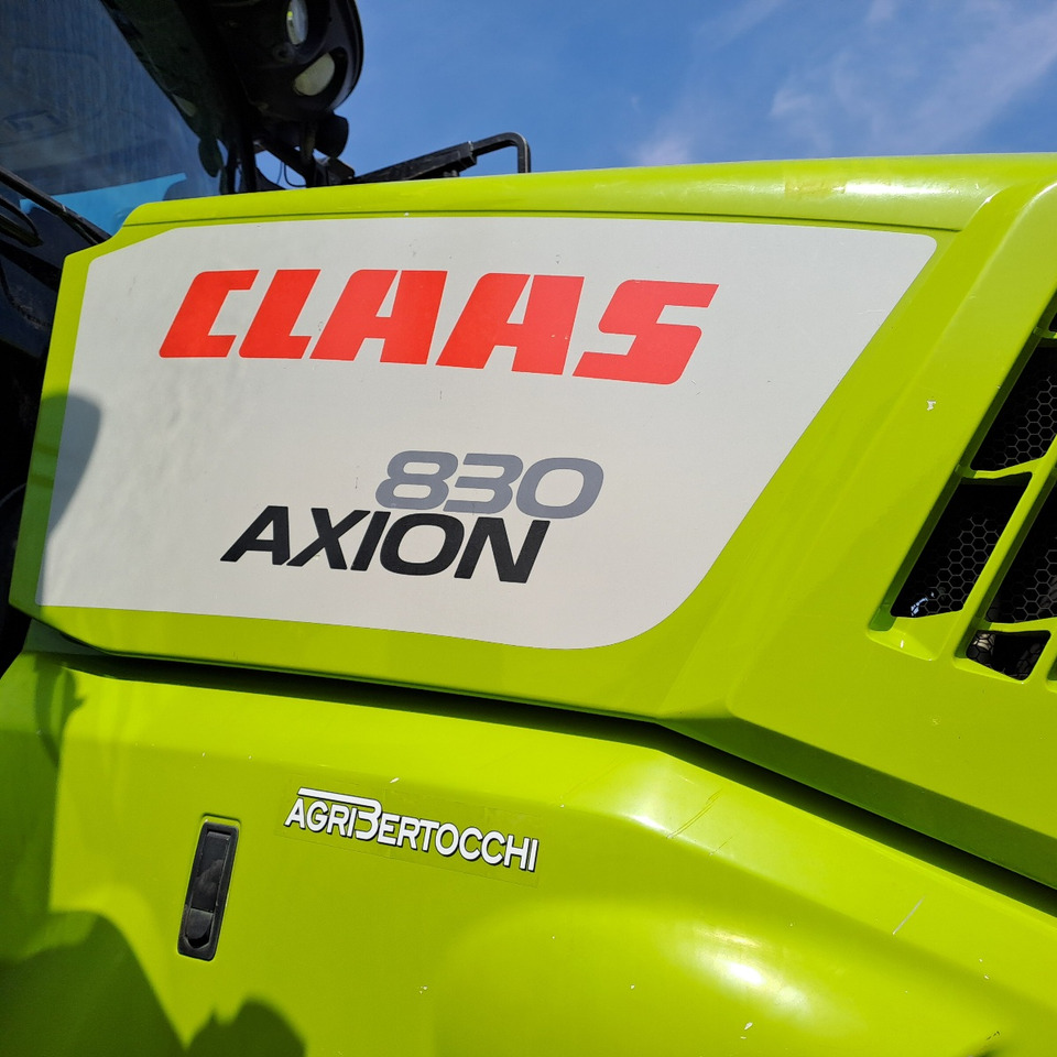 CLAAS 830 AXION - 장궤형 트랙터 : 사진 4 CLAAS 830 AXION - 장궤형 트랙터 : 사진 4