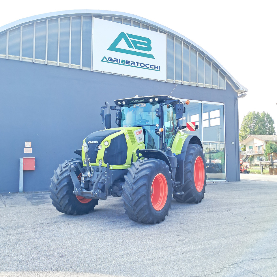 CLAAS AXION 810 - 장궤형 트랙터 : 사진 1 CLAAS AXION 810 - 장궤형 트랙터 : 사진 1