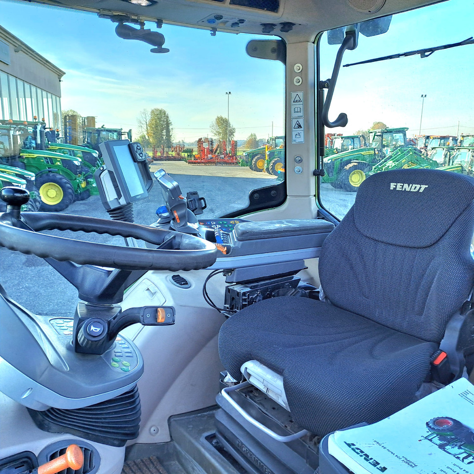 장궤형 트랙터 FENDT 720 VARIO PROFI : 사진 18