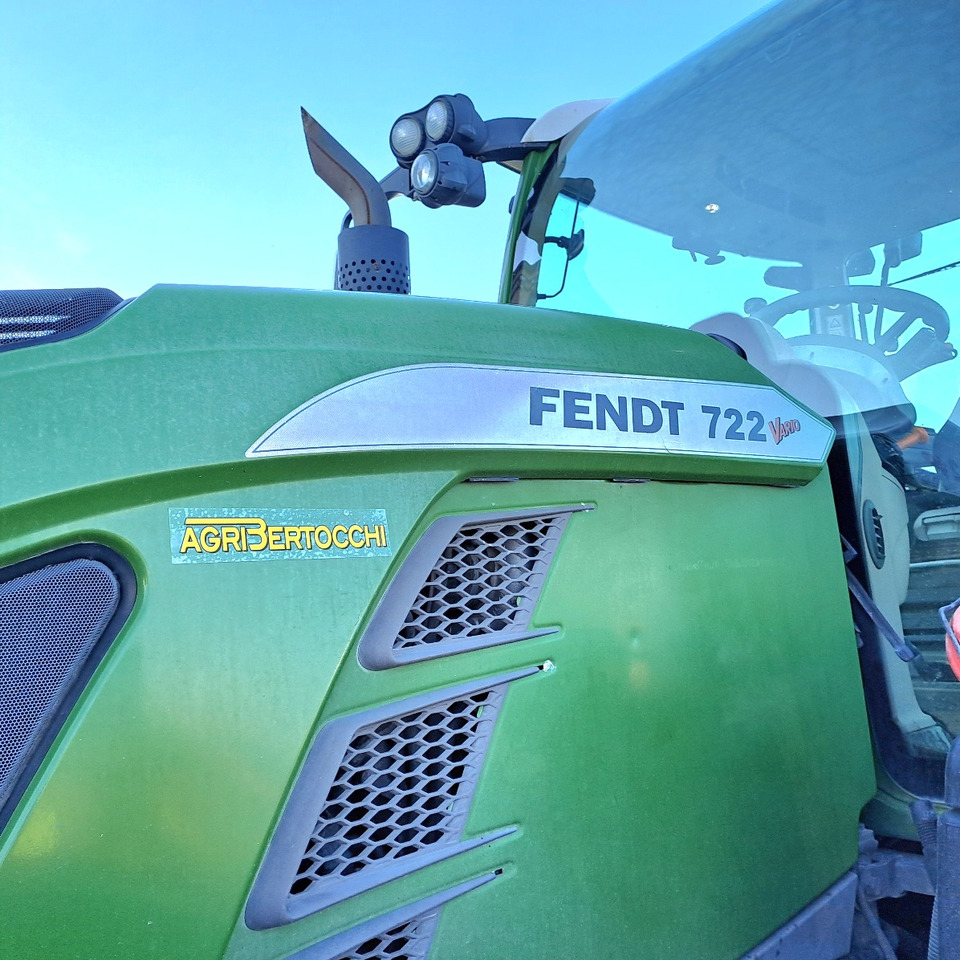 장궤형 트랙터 FENDT 720 VARIO PROFI : 사진 14