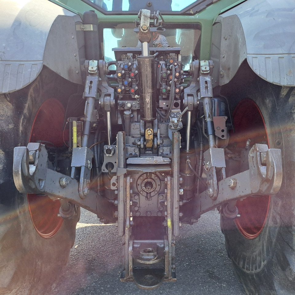 FENDT 936 VARIO - ASTA AGRIBERTOCCHI - 장궤형 트랙터 : 사진 4 FENDT 936 VARIO - ASTA AGRIBERTOCCHI - 장궤형 트랙터 : 사진 4