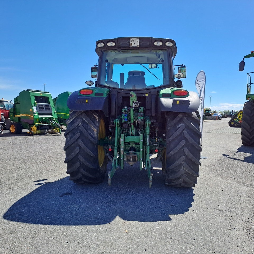 JOHN DEERE 6125R - 장궤형 트랙터 : 사진 4 JOHN DEERE 6125R - 장궤형 트랙터 : 사진 4